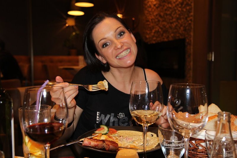 Алла, 37