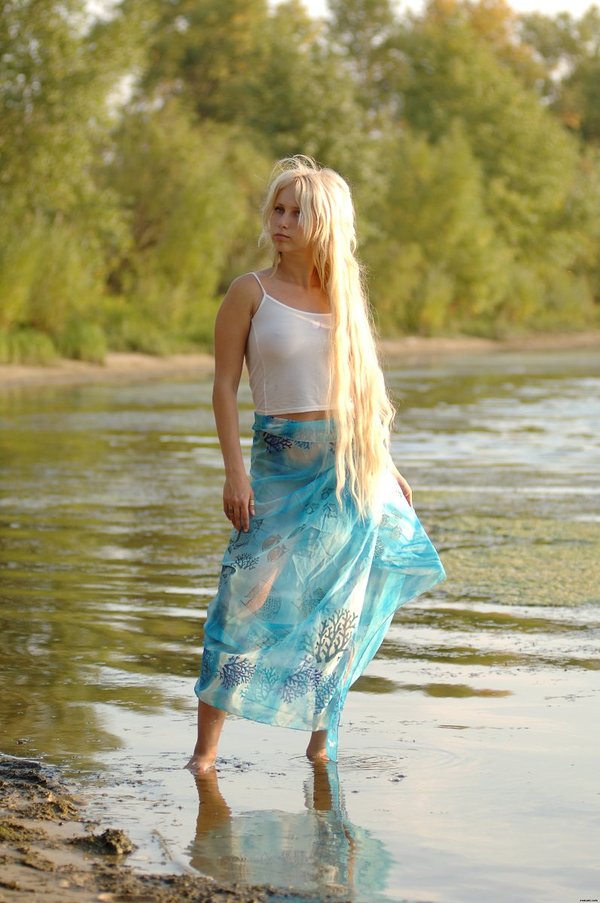 Валентина, 25